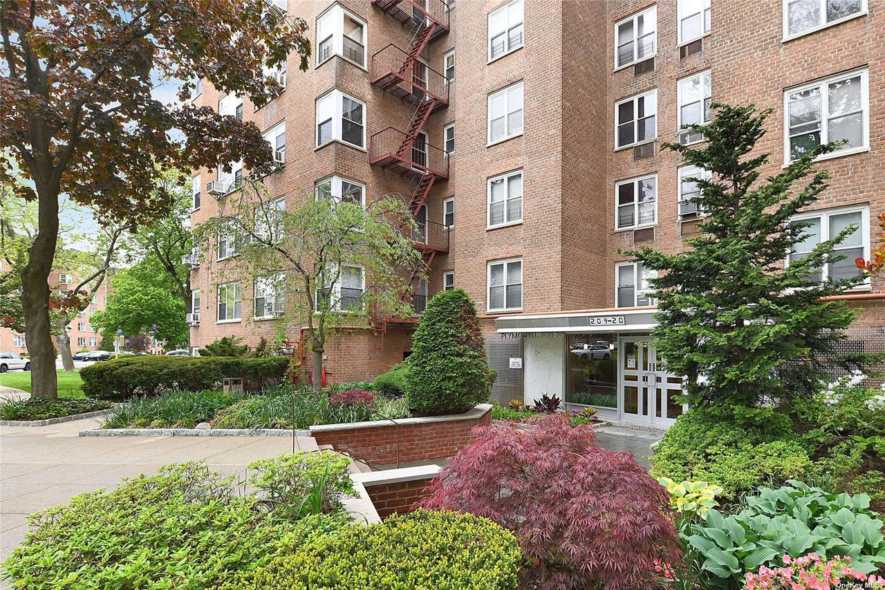 209-20 18th Avenue - Photo 1