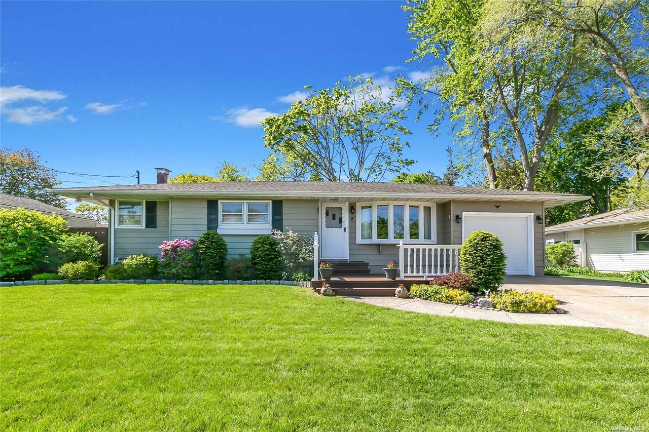 8 Jefferson Avenue - Photo 1
