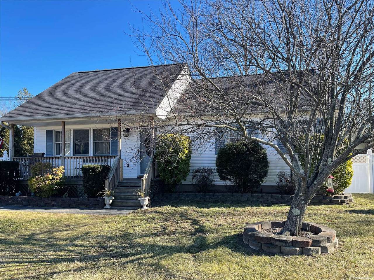 8 Fairview Street - Photo 1