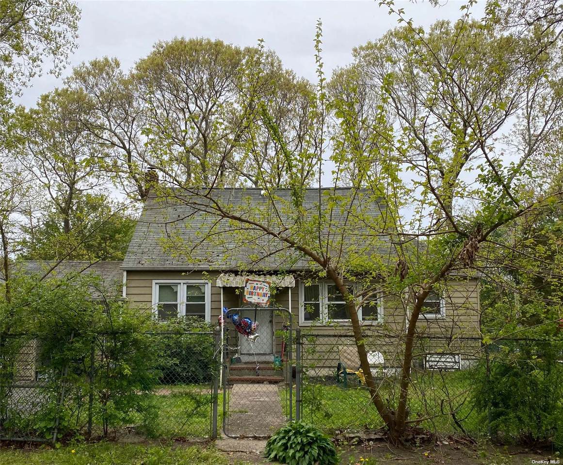 84 Rose Lane - Photo 1