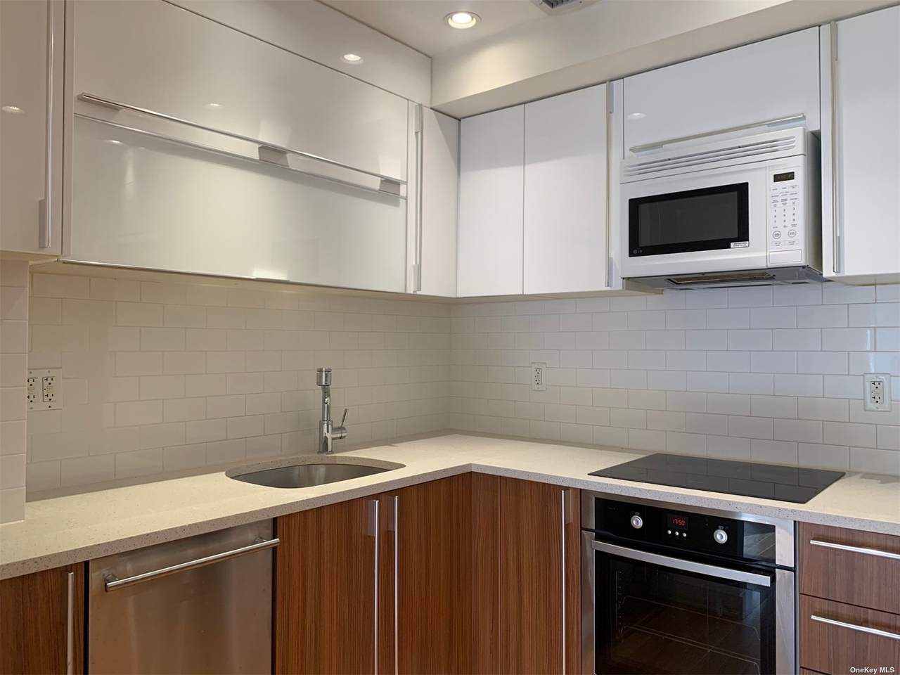 31-35 31st Street - Photo 1
