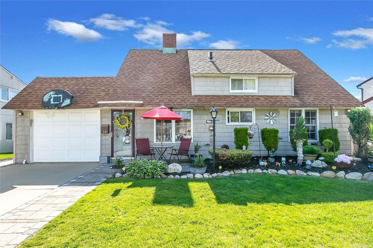 18 Dahlia Lane - Photo 1