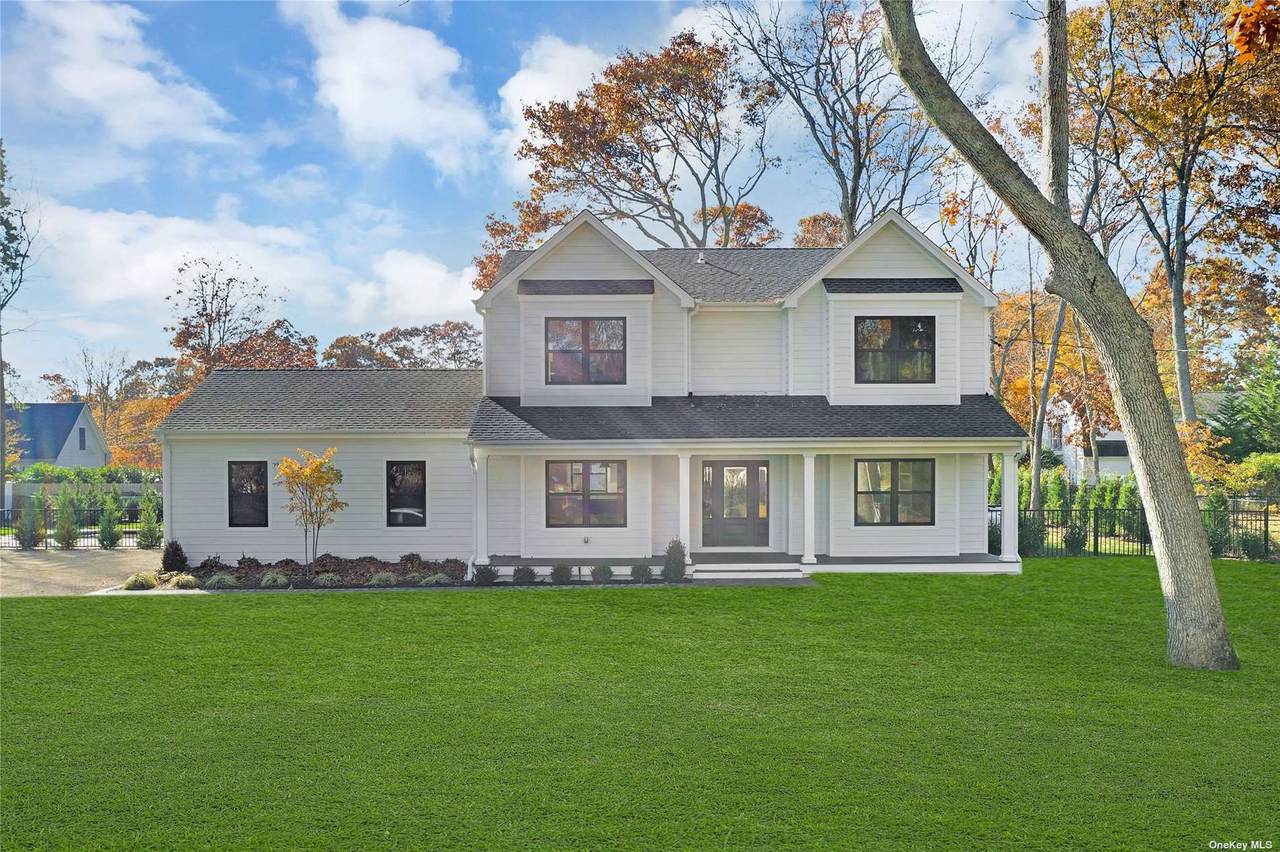 660 Sutton Place - Photo 1