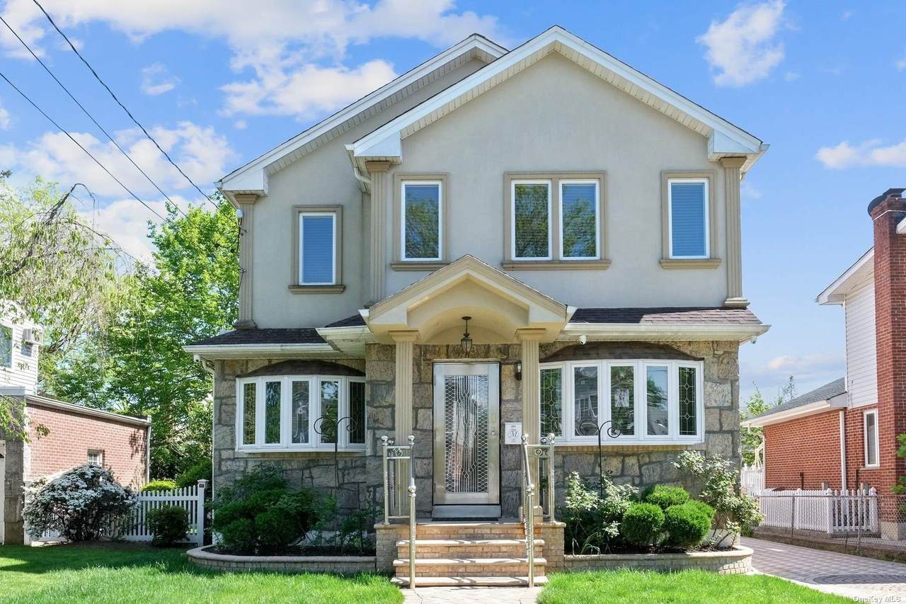 8 Dallas Avenue - Photo 1