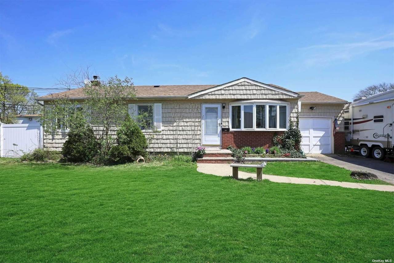 791 Jackson Avenue - Photo 1