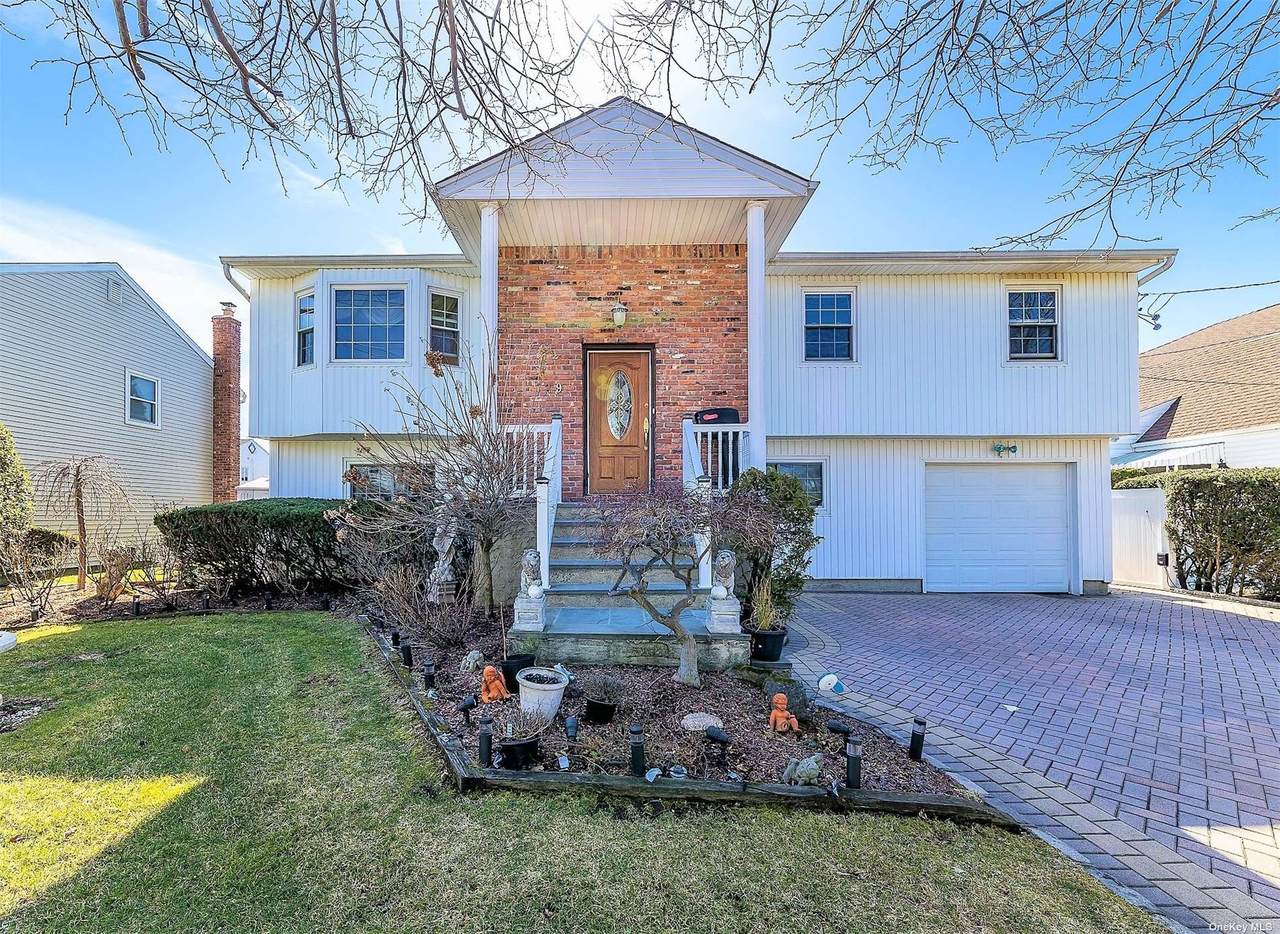 529 Windsor Place - Photo 1