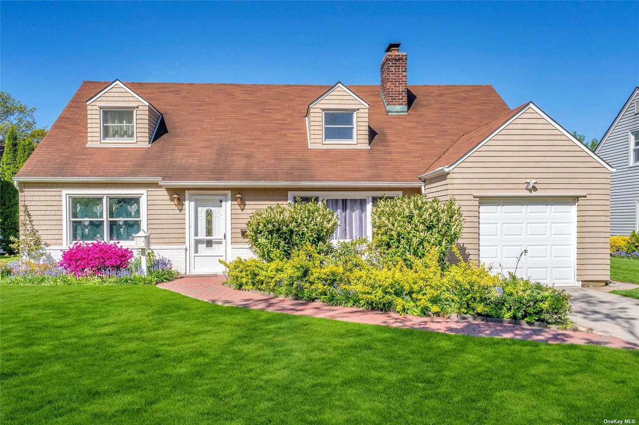 26 Linden Street - Photo 1