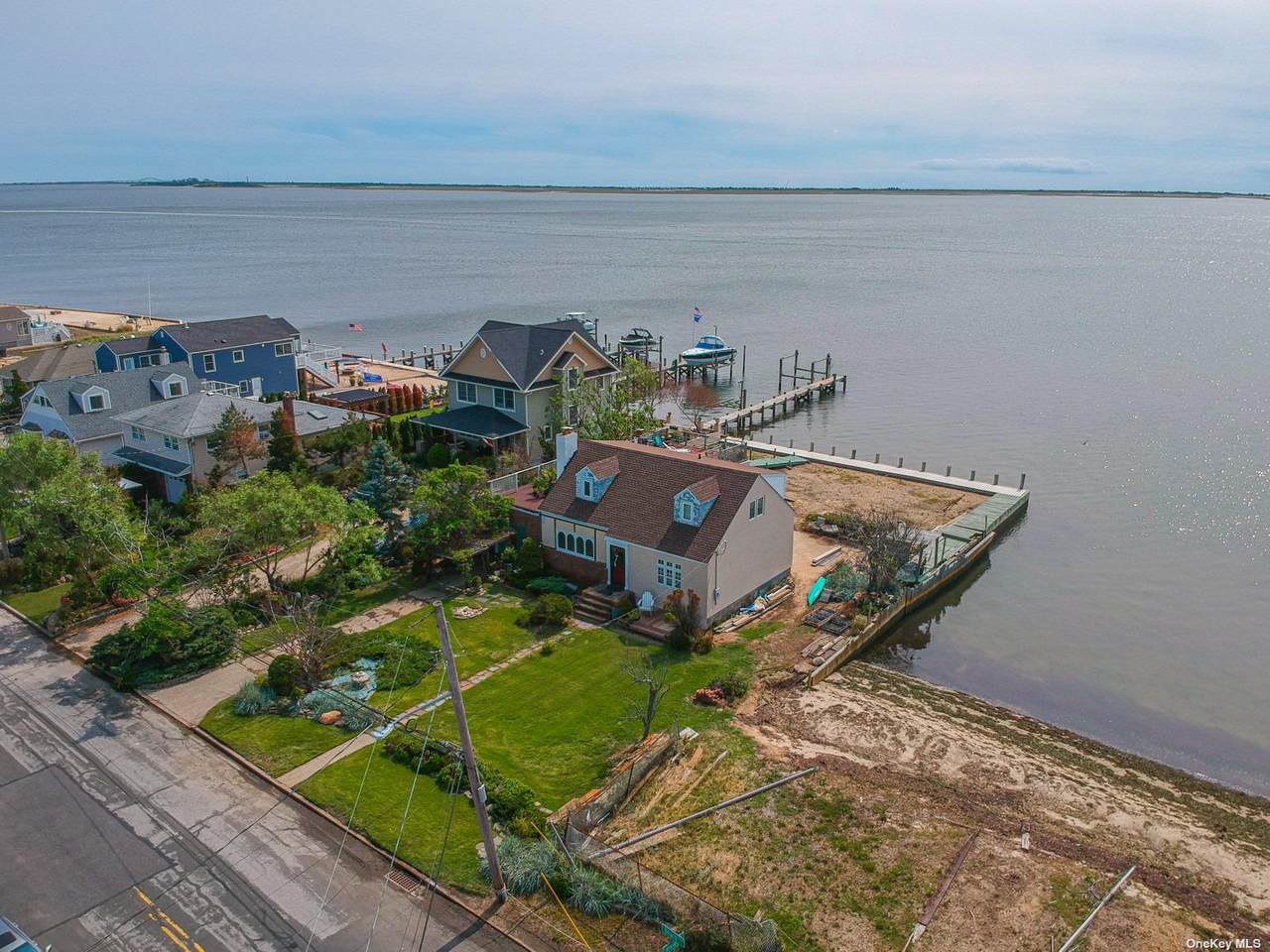 85 Beach Promenade - Photo 1