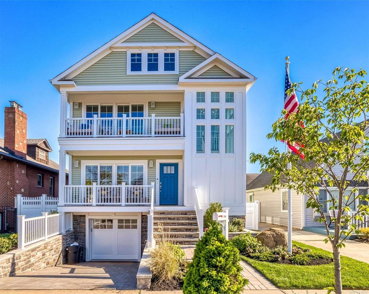 538 Walnut Street - Photo 1