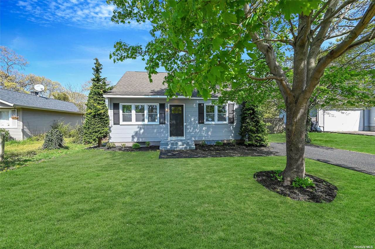 21 Birchwood Drive - Photo 1