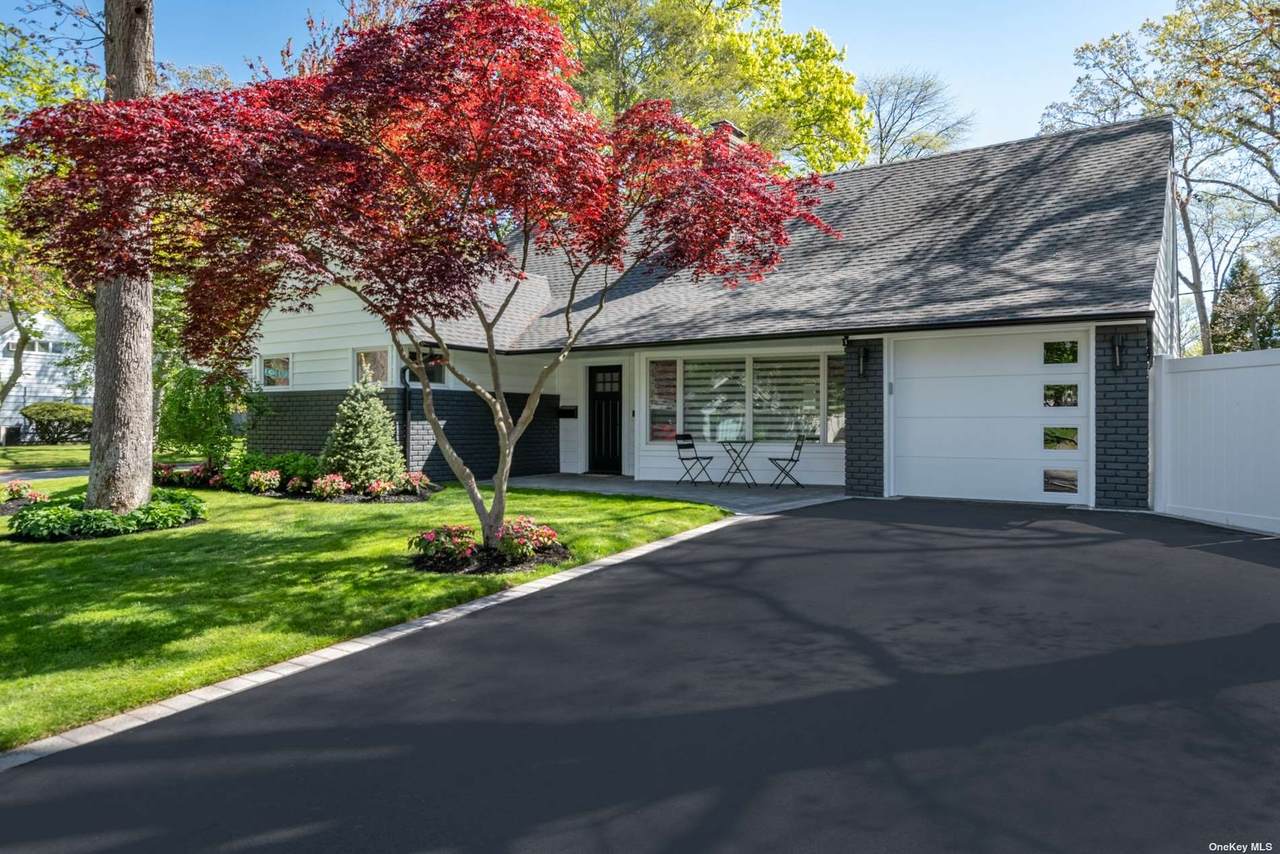 17 Oak Brook Lane - Photo 1