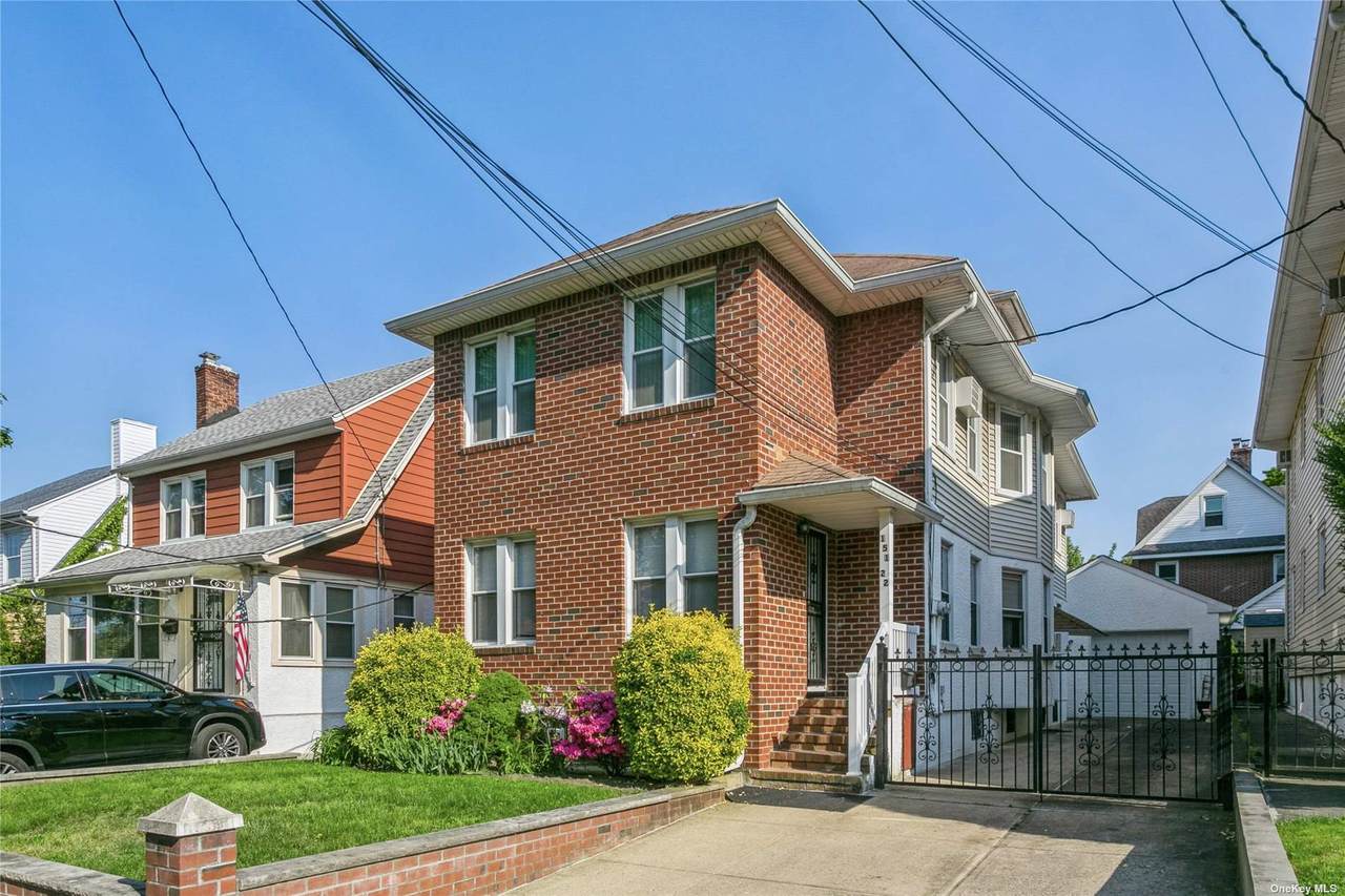 151-22 85th Drive - Photo 1