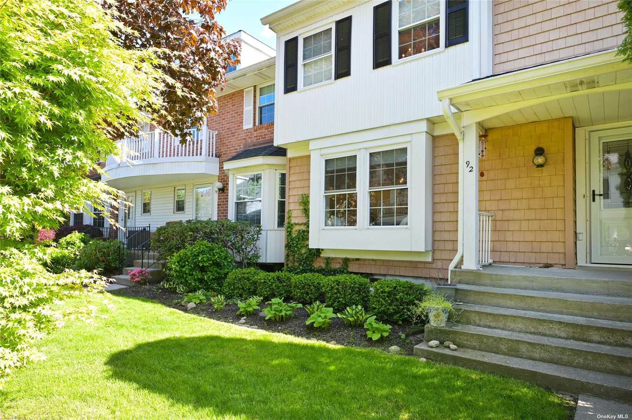 92 Summit Way - Photo 1