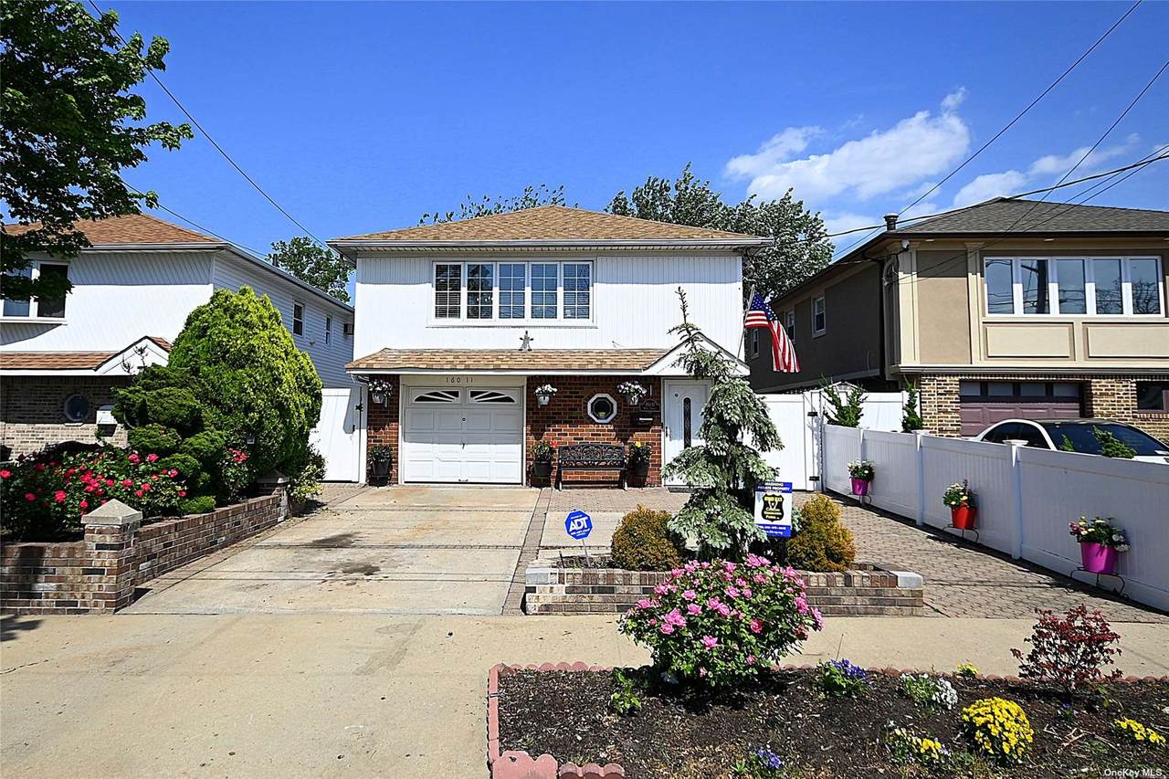 160-11 90th Street - Photo 1