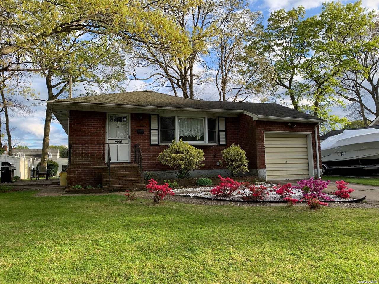 206 Park - Photo 1