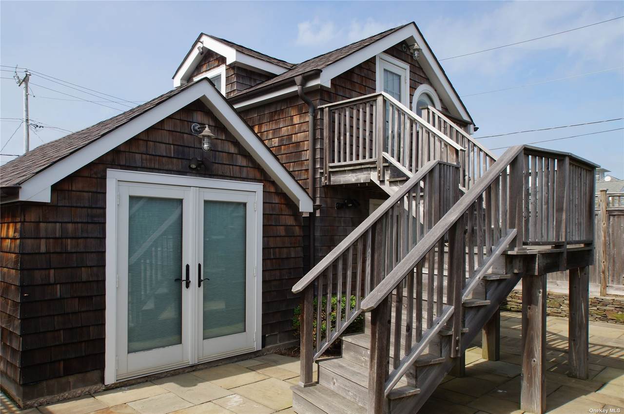 74A Dune Road - Photo 1