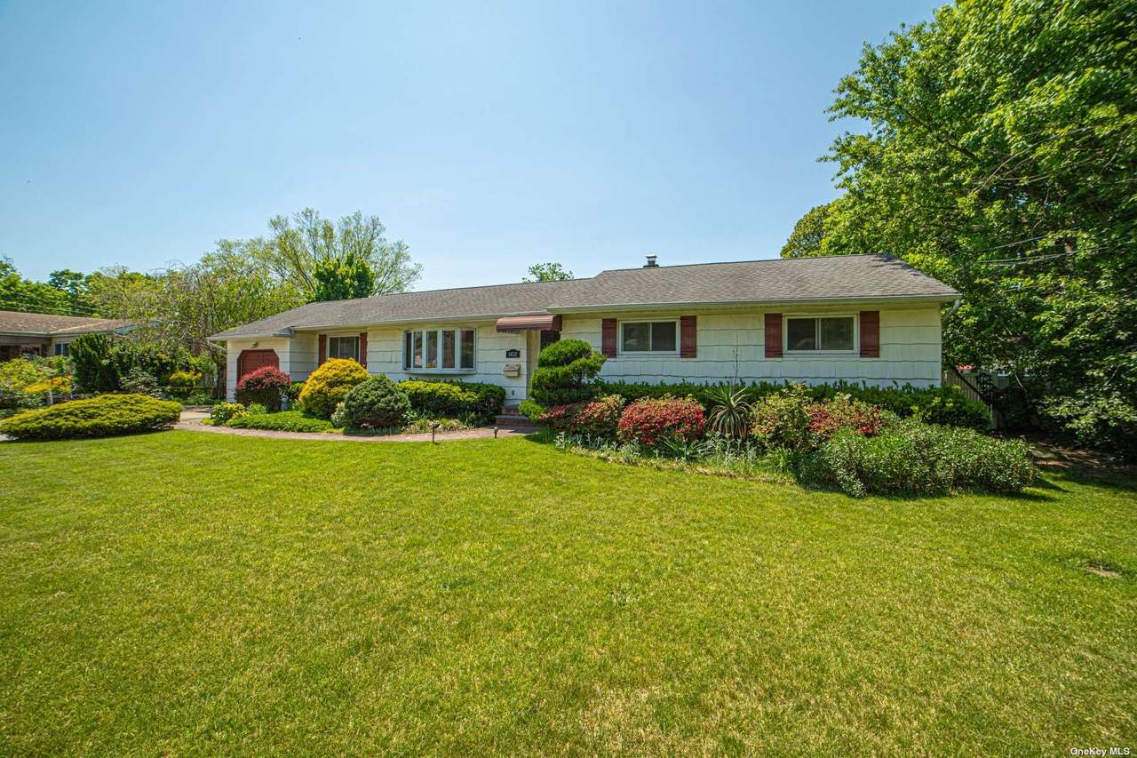 1422 Windsor Avenue - Photo 1