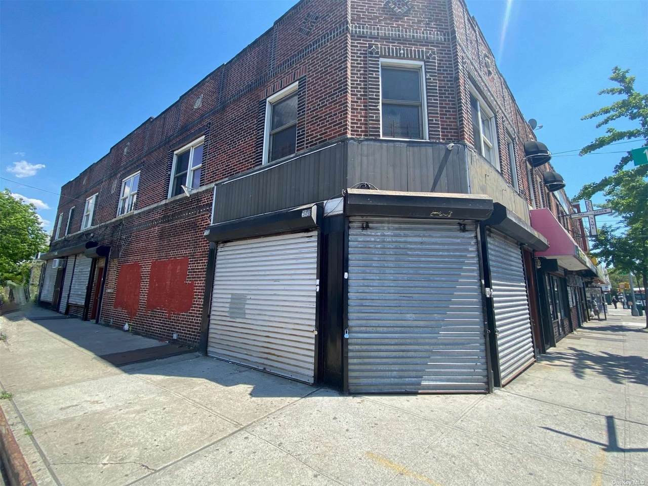 118-01 Sutphin Boulevard - Photo 1
