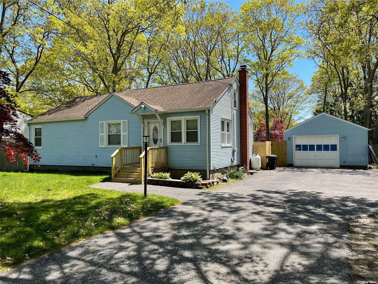 178 Pawnee Avenue - Photo 1