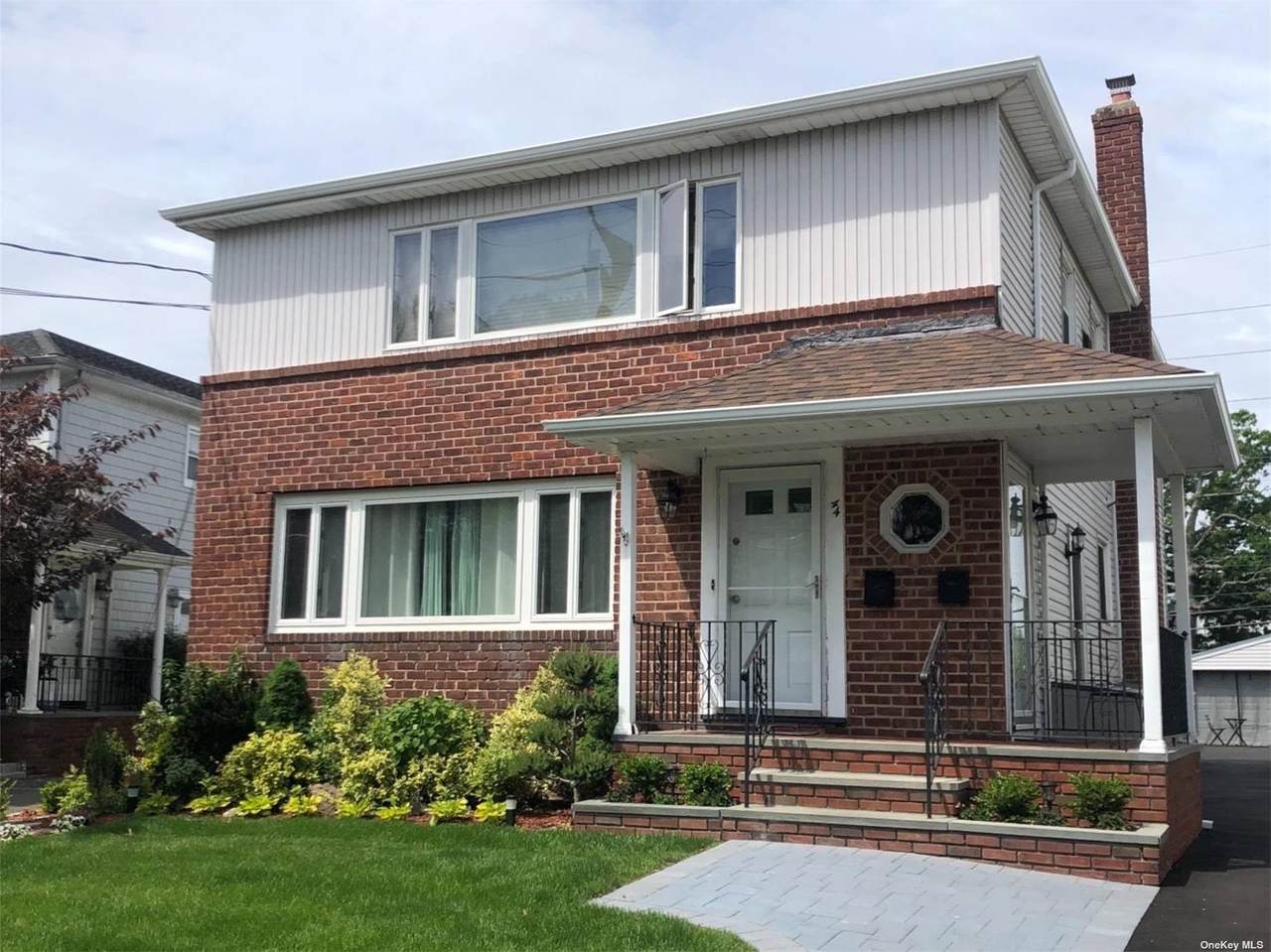44 Gibson Boulevard - Photo 1