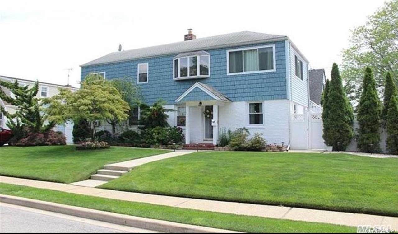 400 Clive Place - Photo 1
