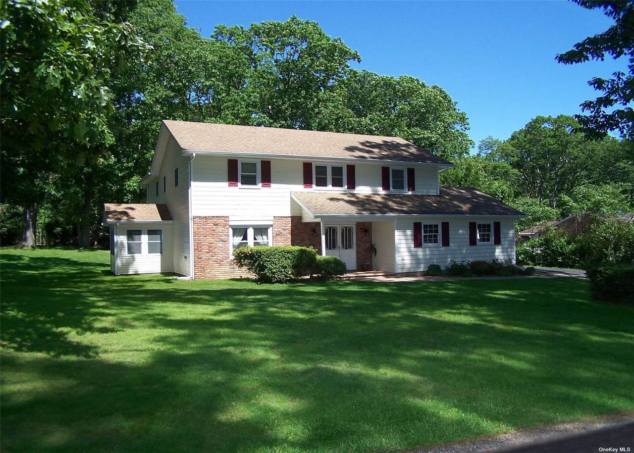9 Fox Hunt Lane - Photo 1