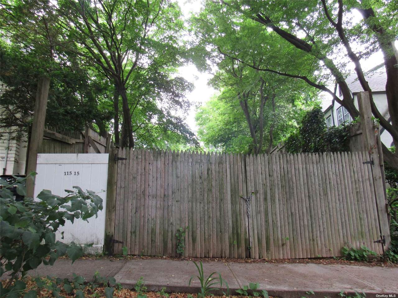115-15 Curzon Road - Photo 1