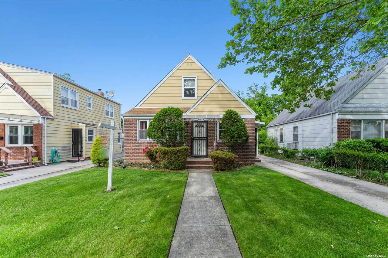 78-19 265th Street - Photo 1