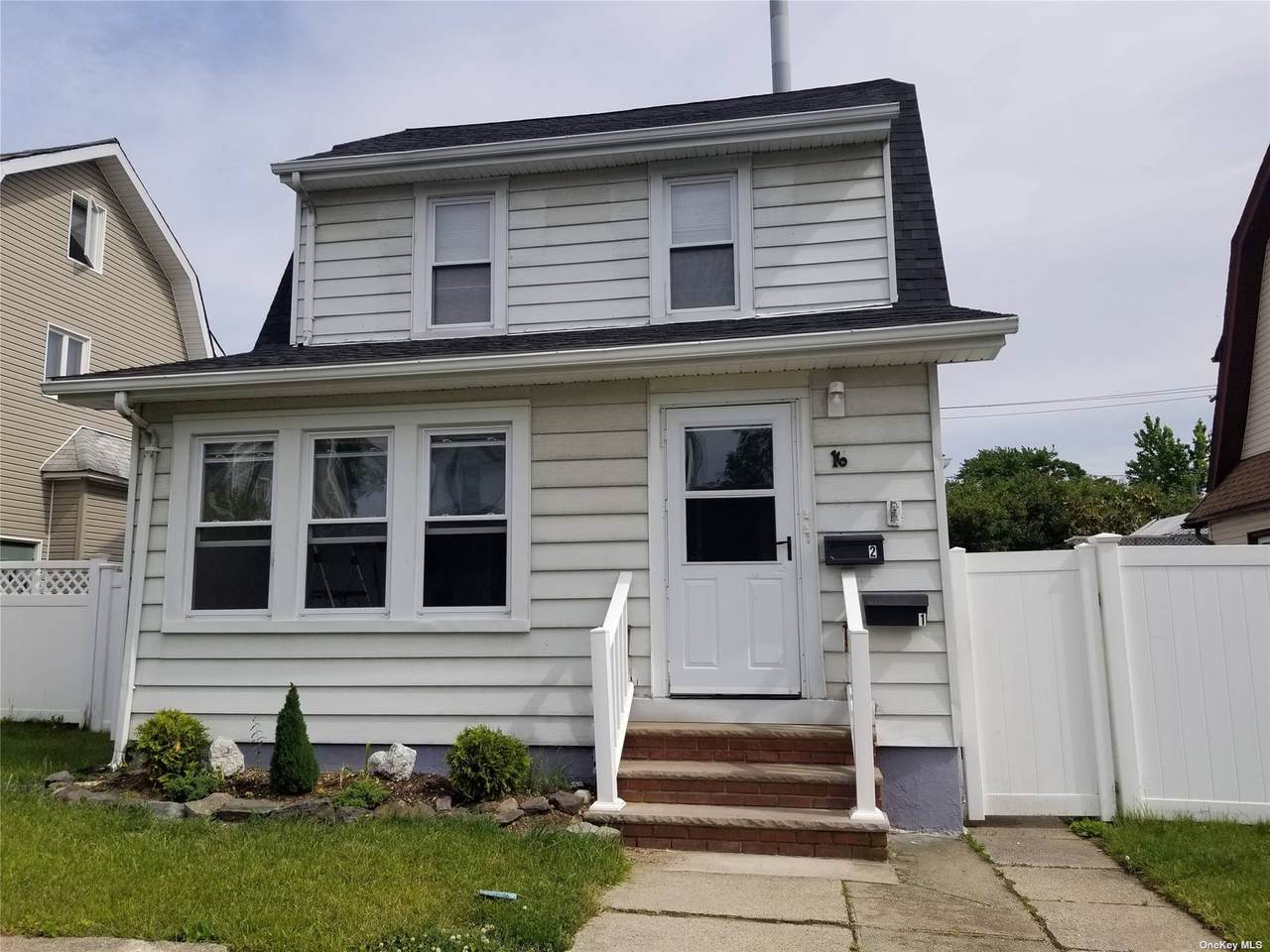 16 Evergreen Drive - Photo 1