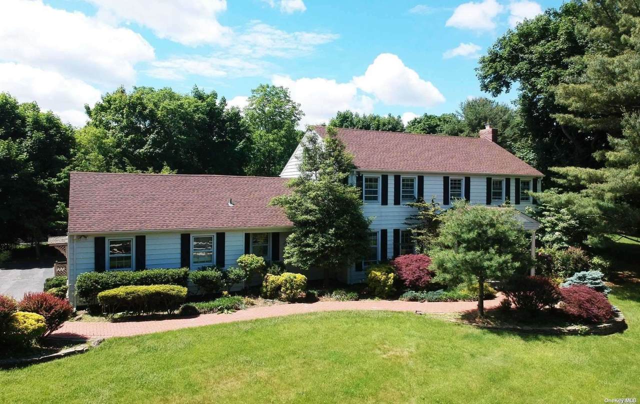 20 Coach Lane - Photo 1