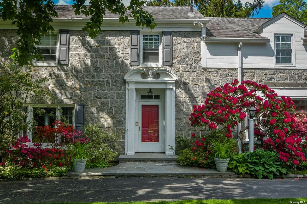 27 Birchwood Lane - Photo 1