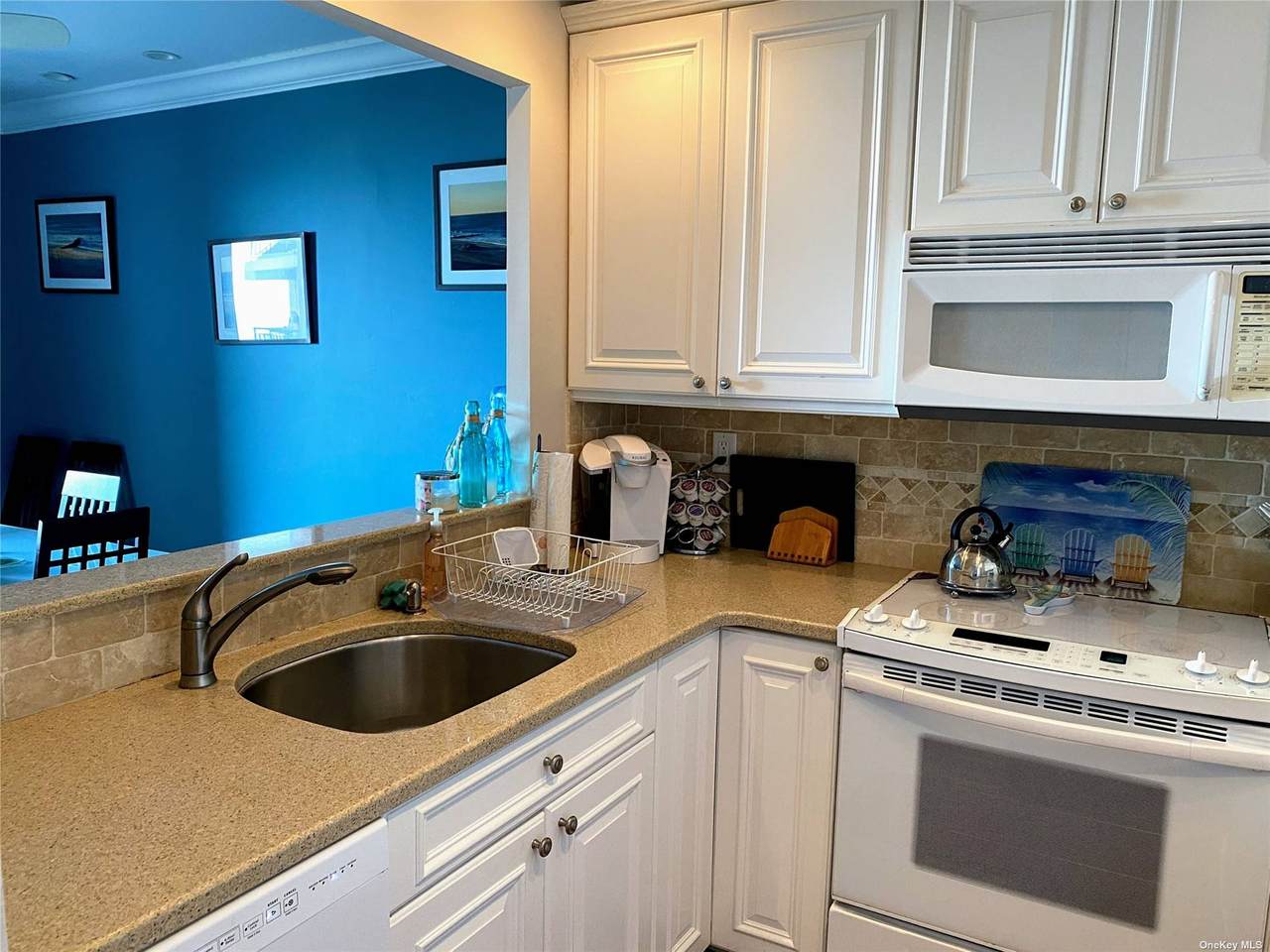 100 Broadway - Photo 1