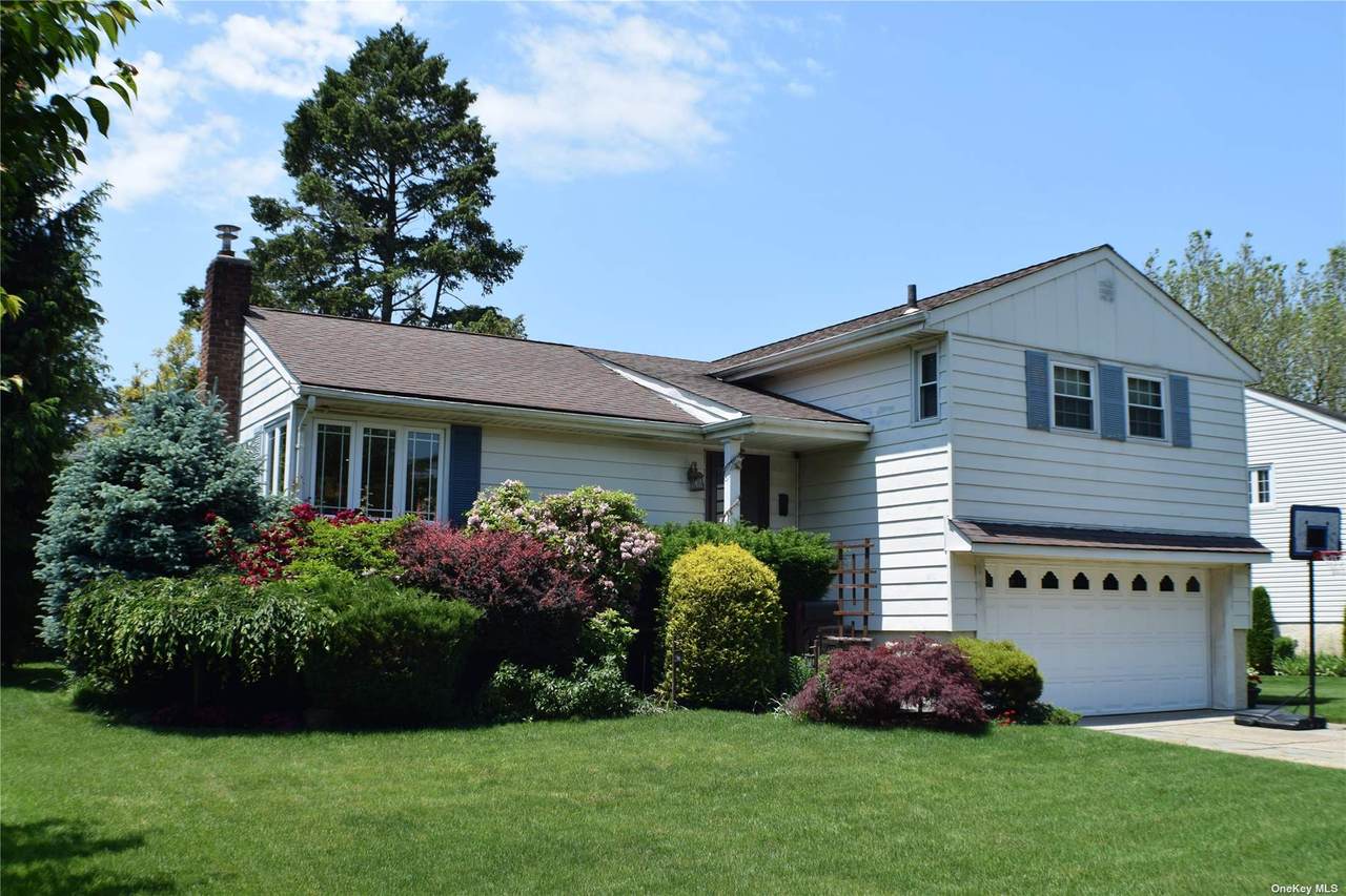 4 Seabury Road - Photo 1