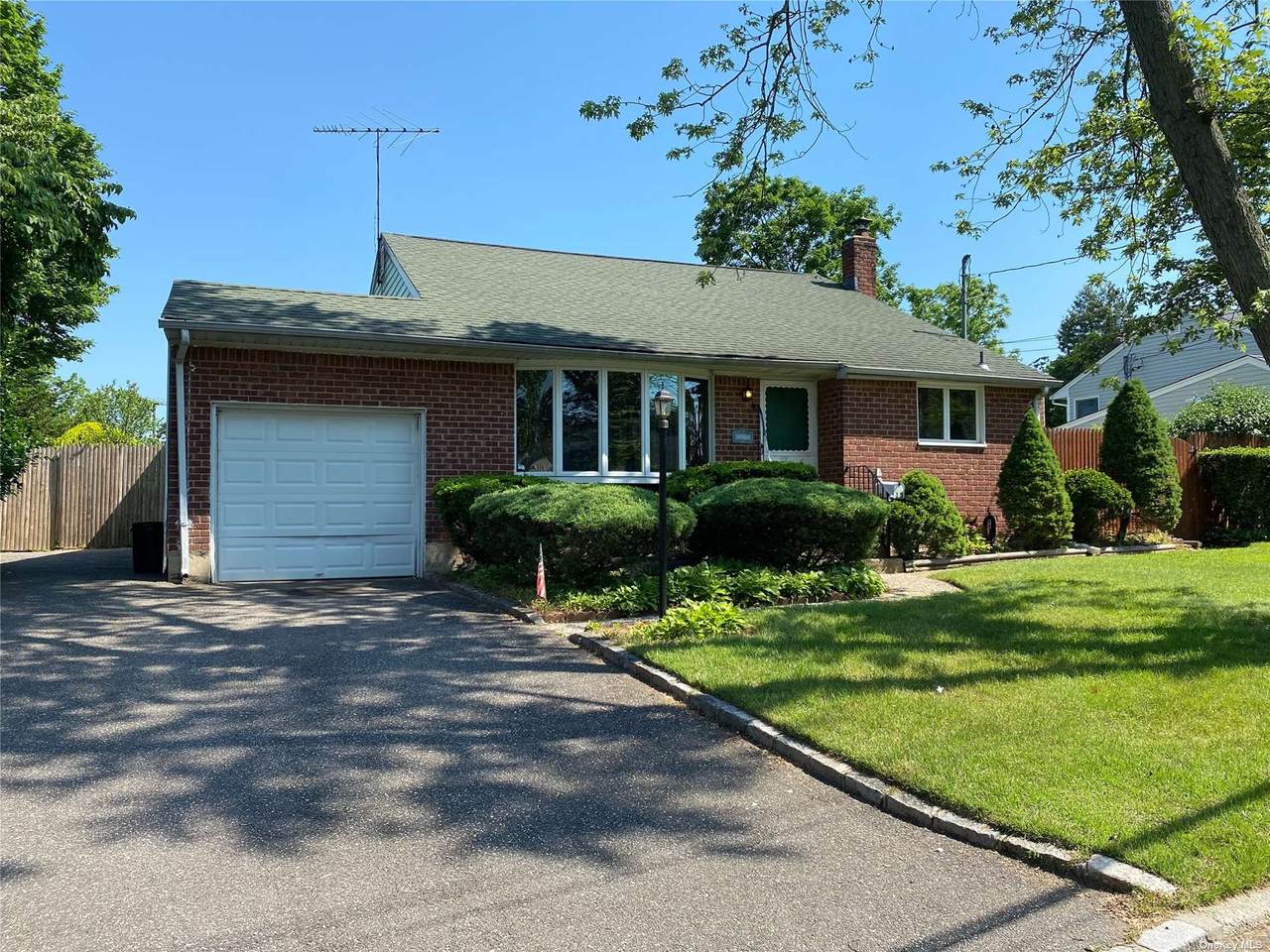 15 Bayley Place - Photo 1