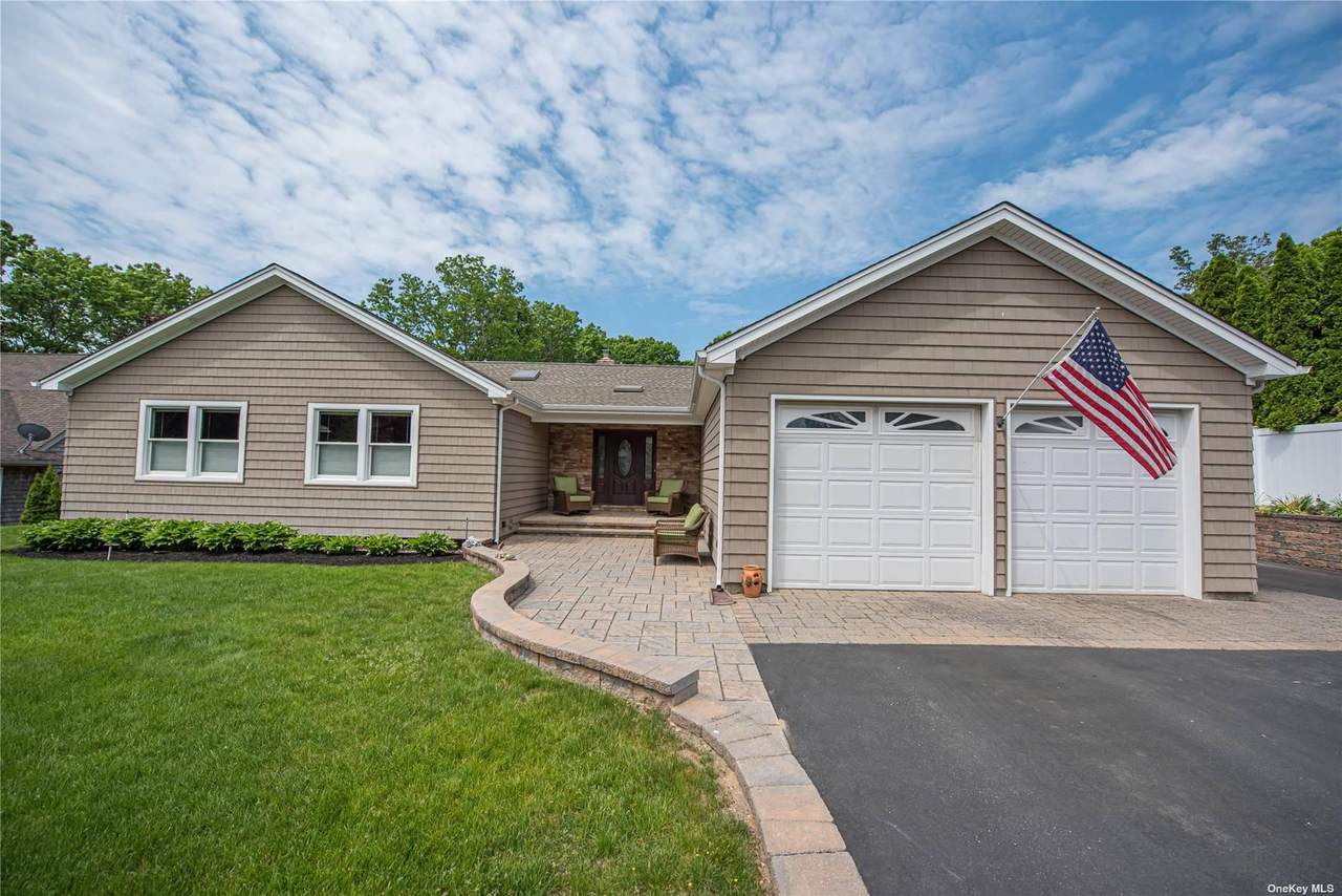 246 Roosevelt Boulevard - Photo 1