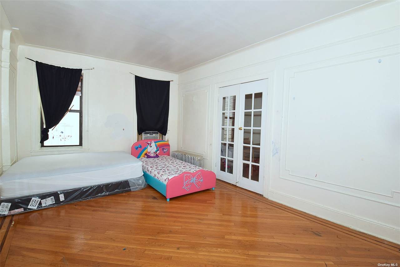 83-09 Lefferts Boulevard - Photo 1