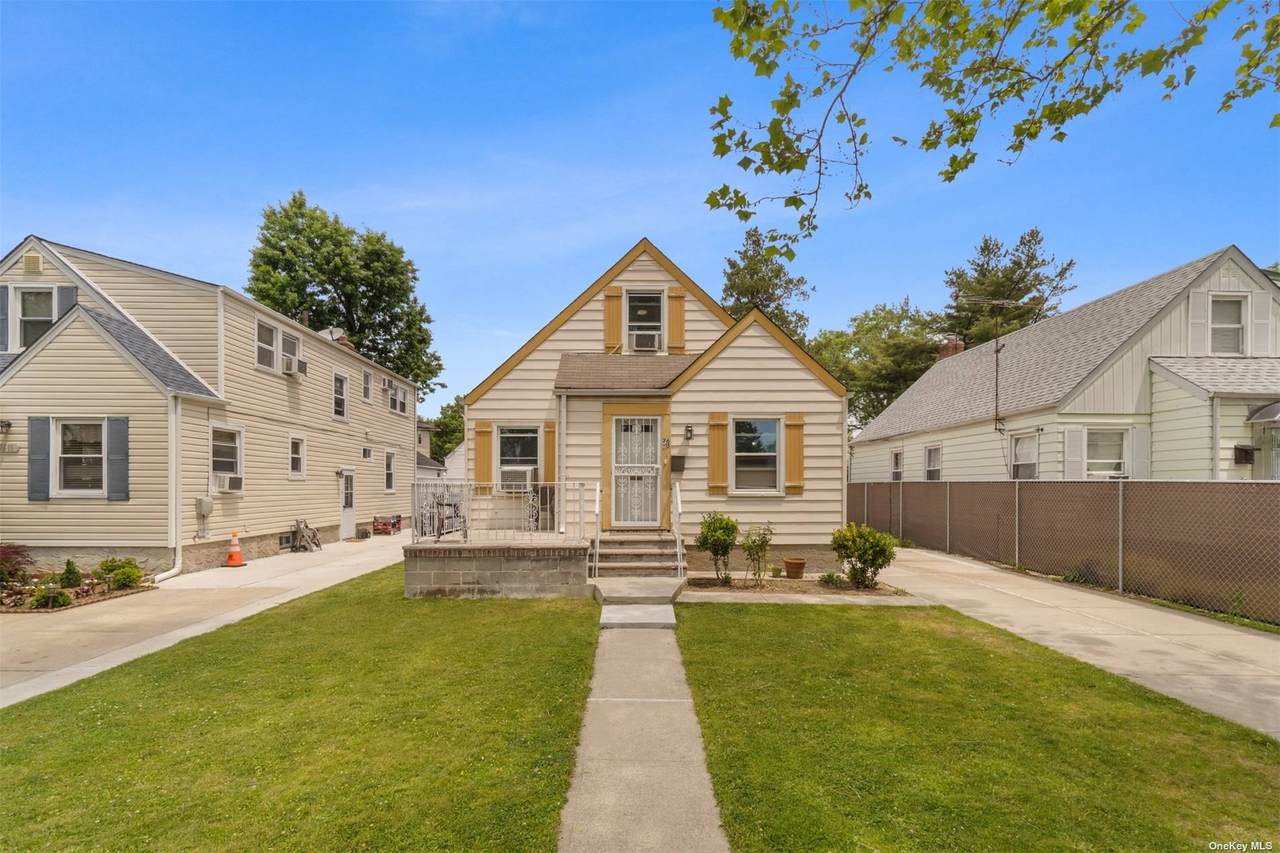 76-15 265th Street - Photo 1