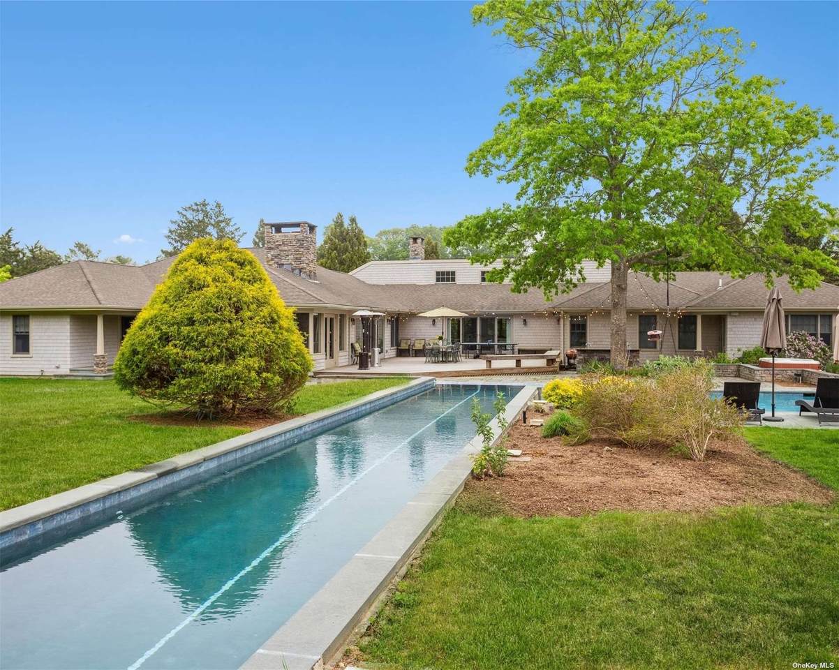27 Bridle Path - Photo 1