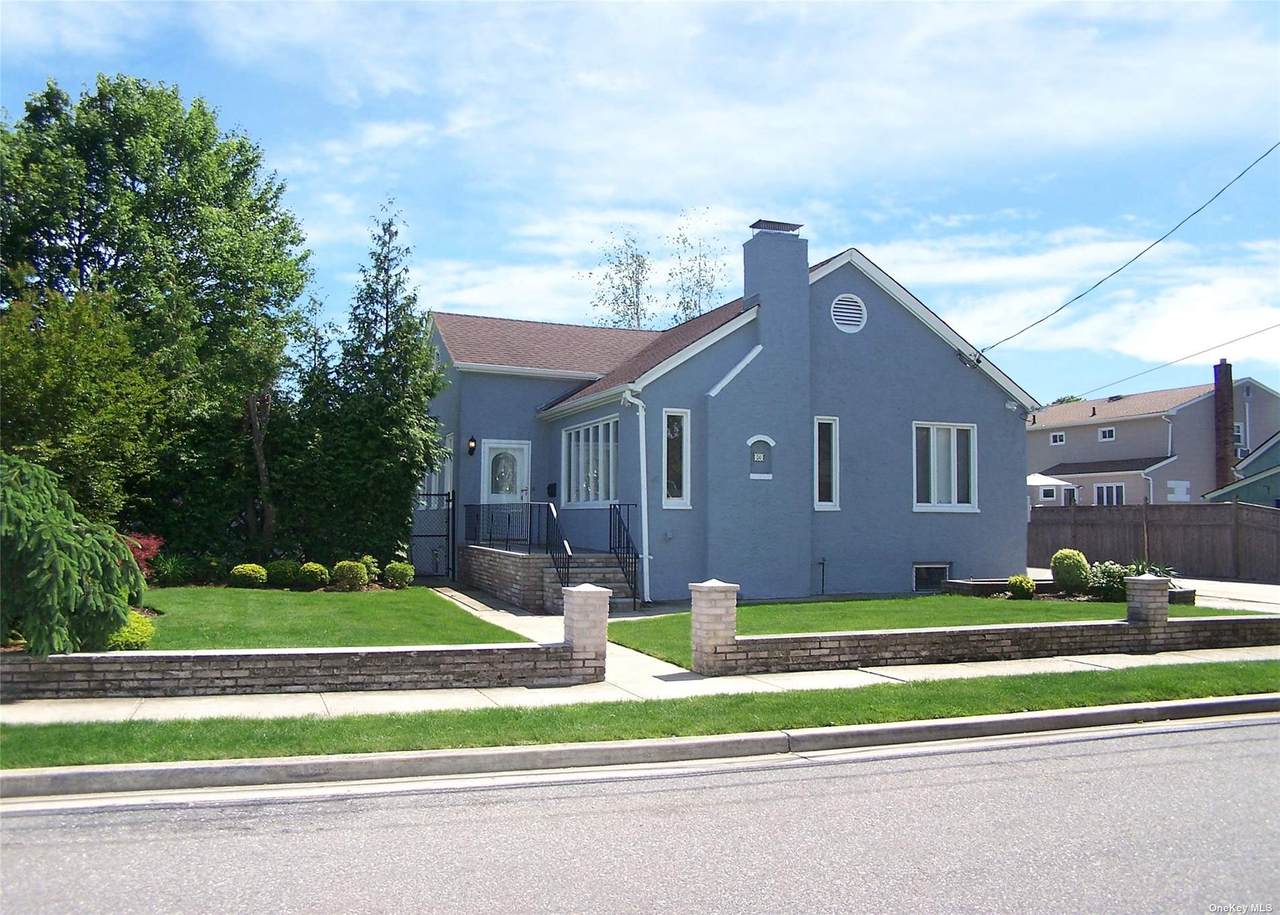 56 Tyrconnell Avenue - Photo 1