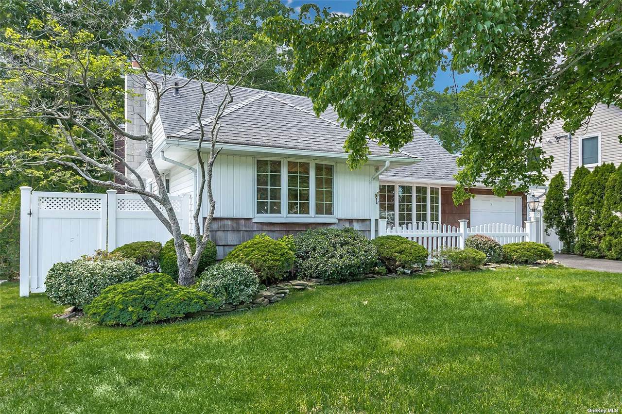 1228 Lakeshore Drive - Photo 1