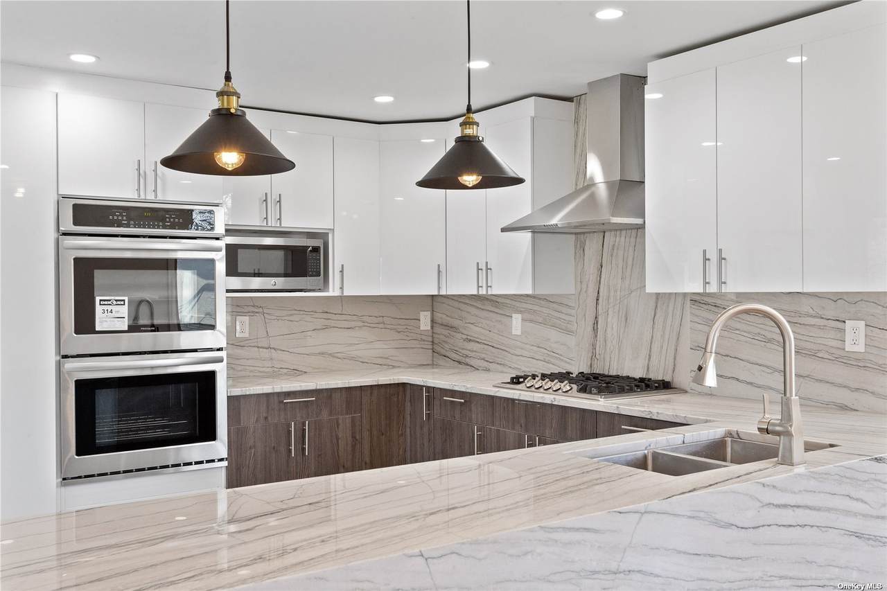 386 Felter Avenue - Photo 1