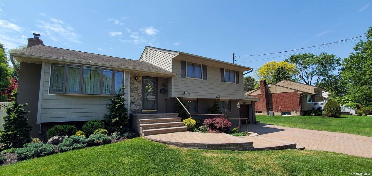 68 Miller Boulevard - Photo 1