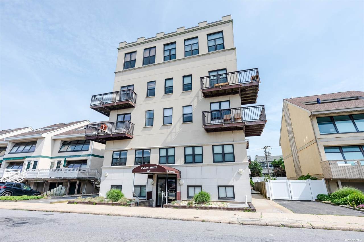 529 Broadway - Photo 1