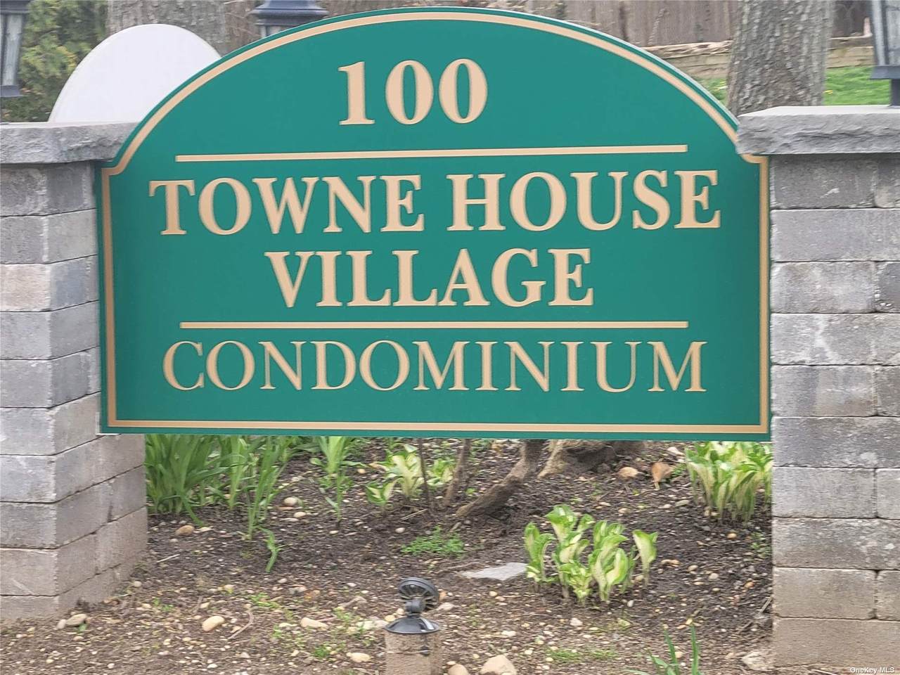 701 Towne House Vlg Drive - Photo 1