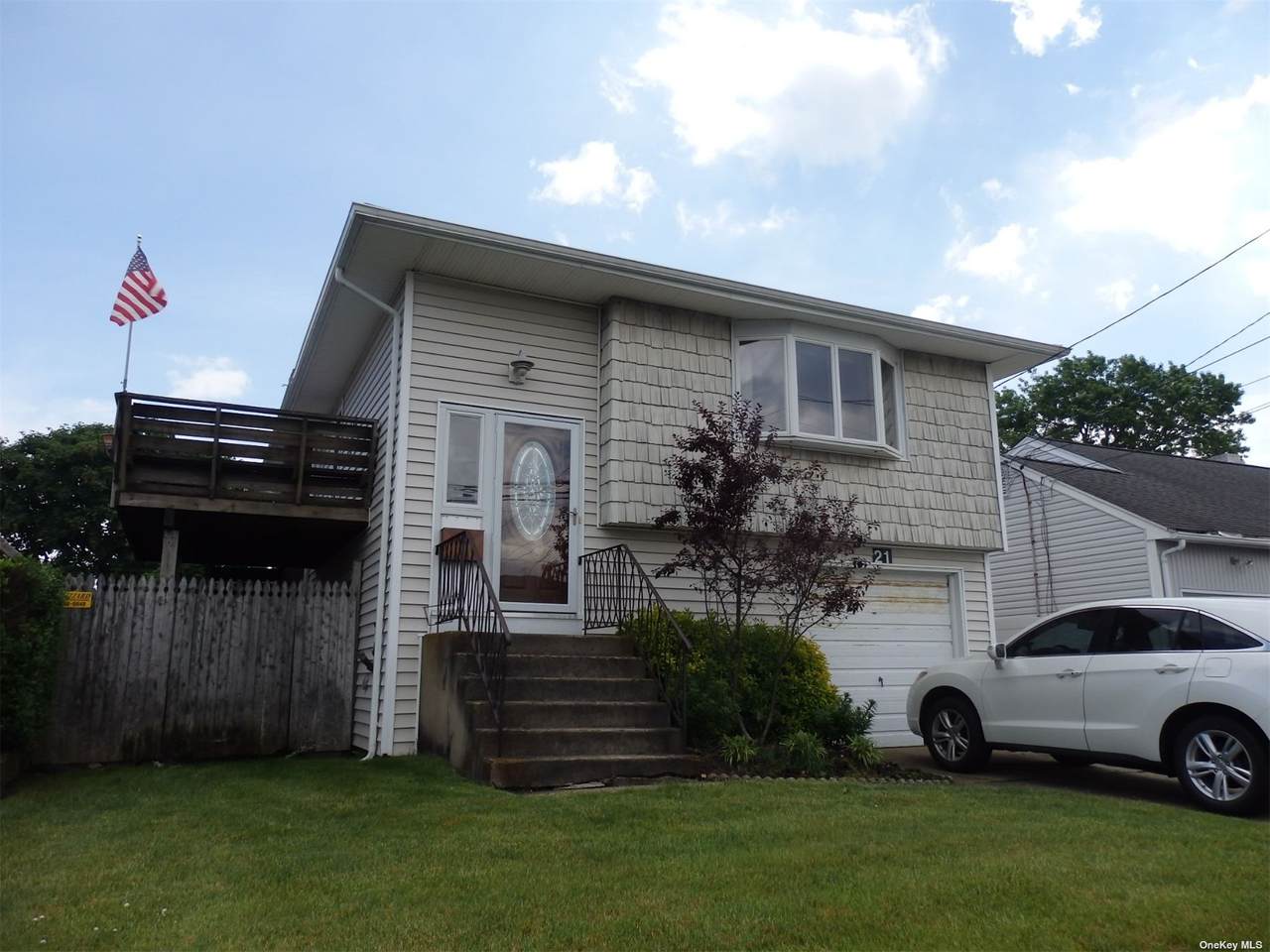 21 Marine Avenue - Photo 1