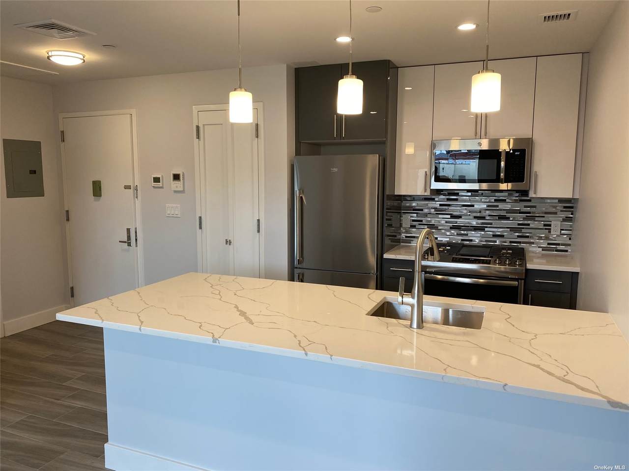 25-40 31 Street - Photo 1