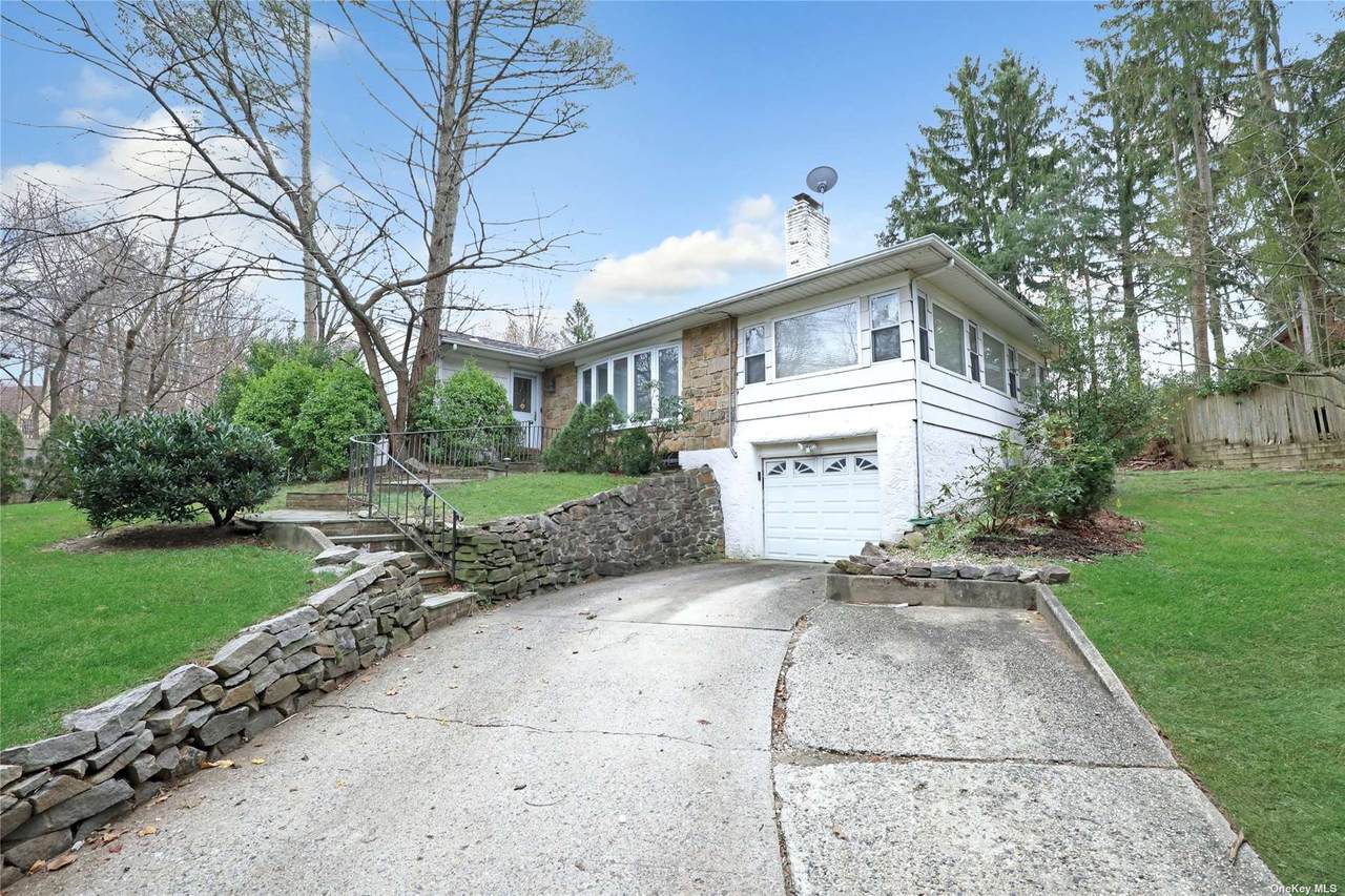 1346 Port Washington Boulevard - Photo 1