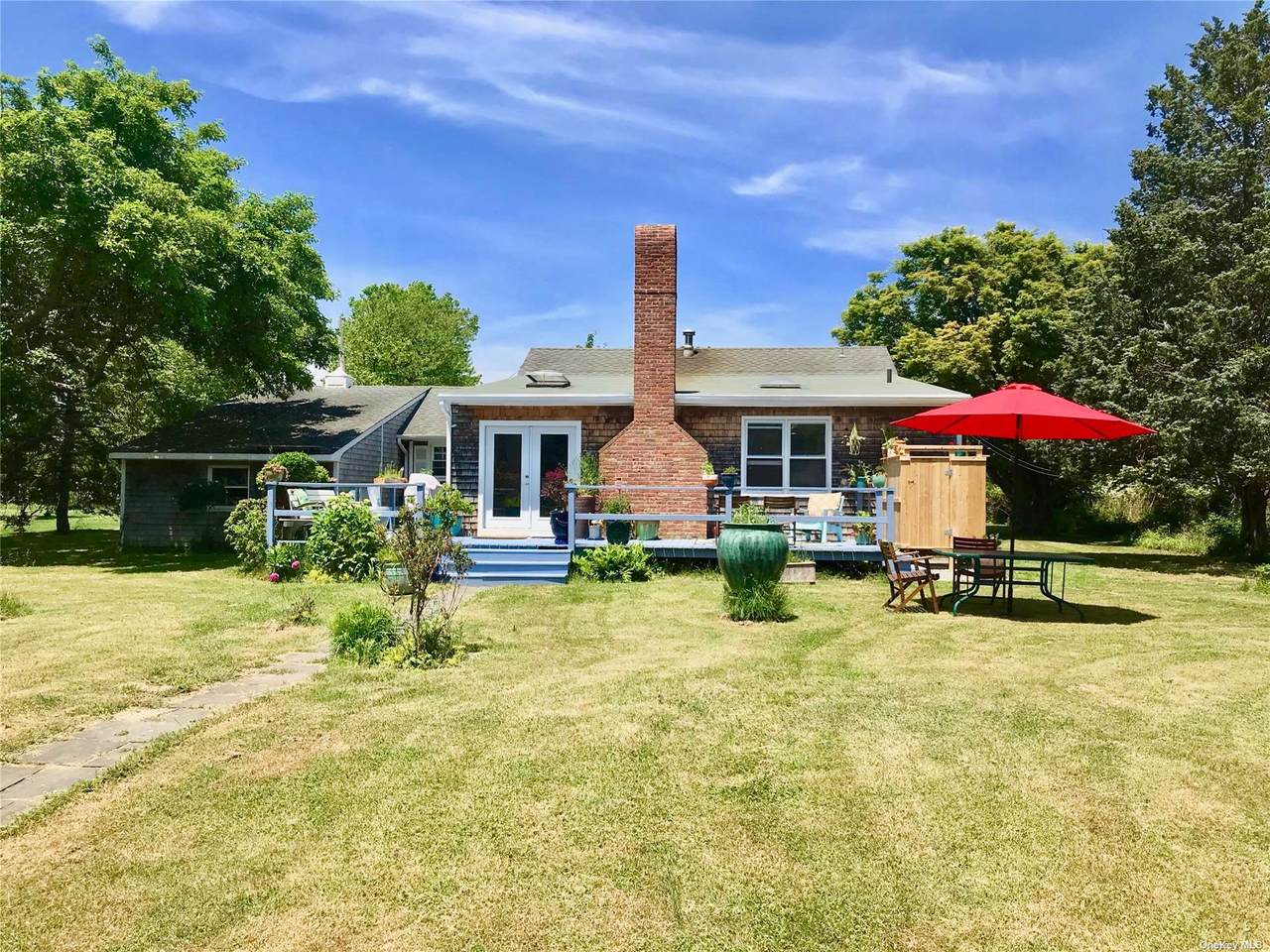 235 Douglas Road - Photo 1