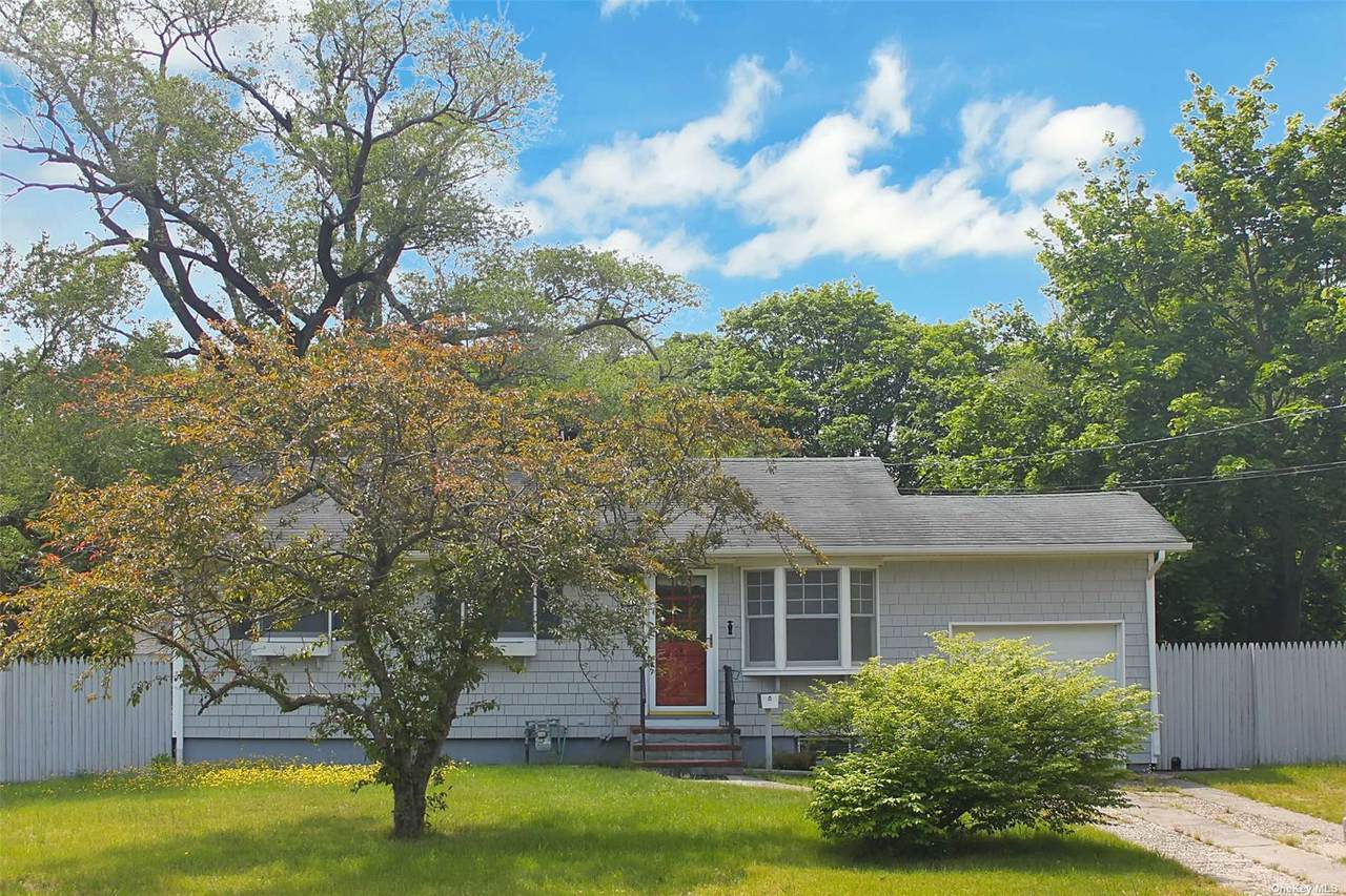 748 Walker Avenue - Photo 1