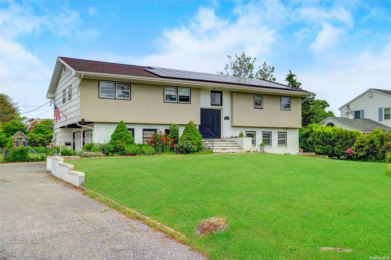67 West Lane - Photo 1